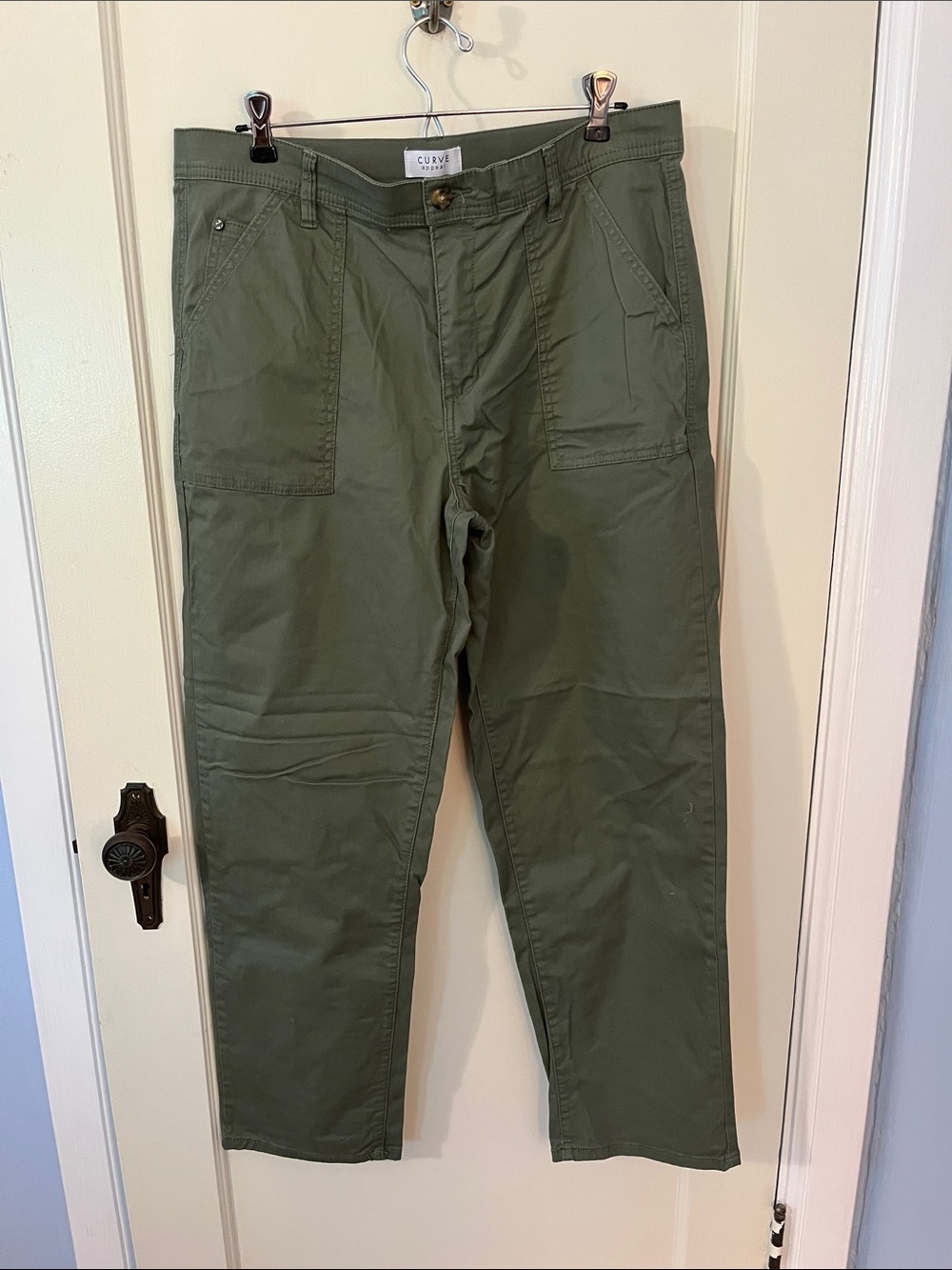 Women’s Curve Appeal pants 12/31 EUC